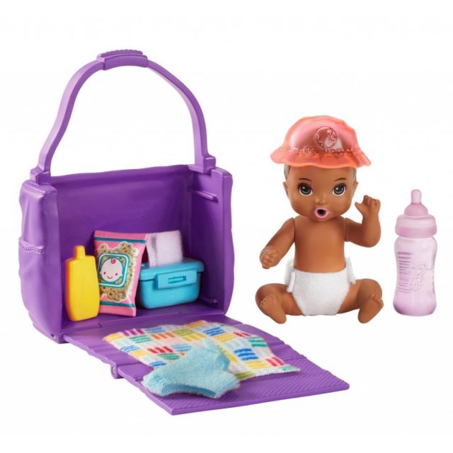 Barbie Skipper Miminko Herní set čas na výbavu s přebalovací taškou, Mattel HBP35