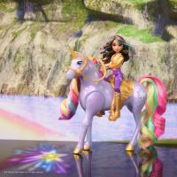 Spin Master Unicorn Academy Světelný jednorožec a figurka 11 cm Sophia a Wildstar (11)