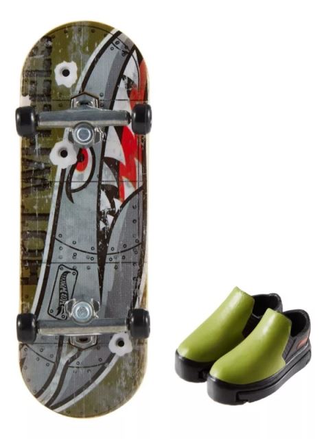 Mattel HW SKATE Fingerboard a boty SHREDATOR, HNG23