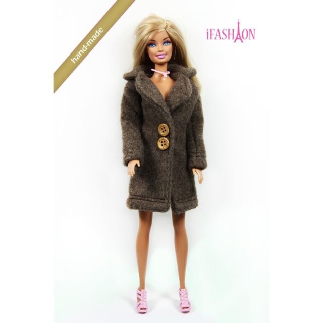 Barbie Kabát
