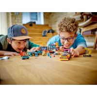 LEGO® CITY 60389 Tuningová autodielňa (7)