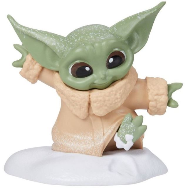 Star Wars The Bounty Collection Baby Yoda Procházka v snehu, Hasbro F5860