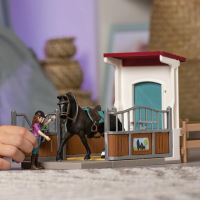 Schleich 42709 Stajňa pre kone Lisa & Storm (3)