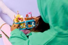 LEGO® Disney™ 43285 Ariel a jej kúzelný miniatúrny palác (3)