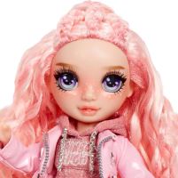 MGA Rainbow High Winter Wonderland Doll - Bella Pink (3)