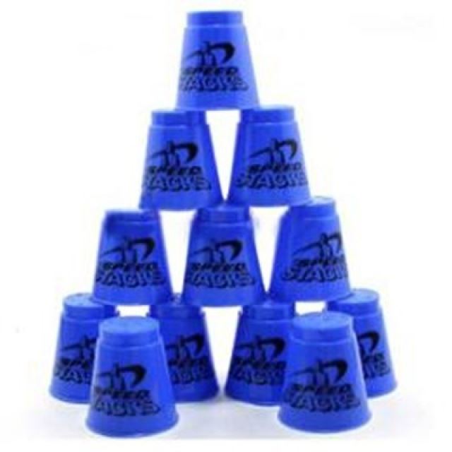 Pyramida Kelímky modré
