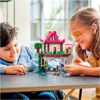 LEGO® Minecraft® 21183 Výcvikové středisko (3)