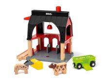 BRIO 36012 Stajňa pre zvieratá (2)