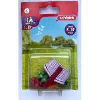 Schleich 42571 Doplnky pre piknik v stajni (1)