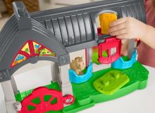 Fisher Price Little People Stajňa s kamarátmi poníkmi, Mattel HWR84 (4)