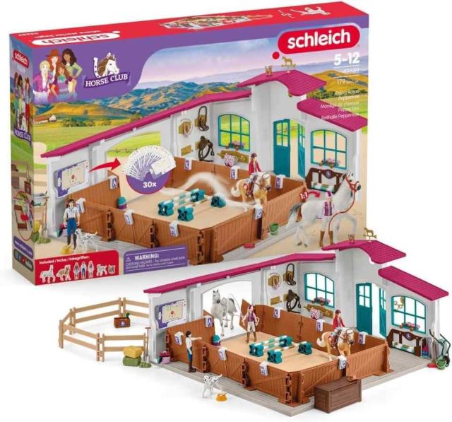 Schleich 42639 Jezdecká aréna pro koně s jezdci a koňmi