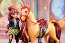 Spin Master Unicorn Academy Figurky 11 cm Valentina a Cinder (5)