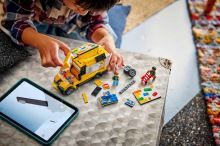 LEGO® CITY 60500 Dodávka LEGO® (2)