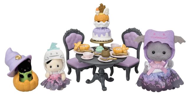 Sylvanian Families 5764 Halloweenské figurky s příslušenstvím