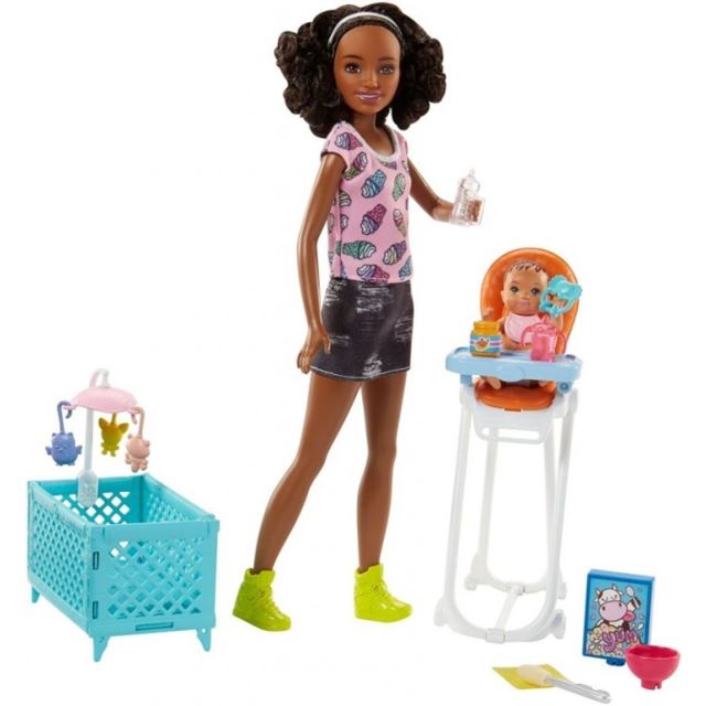 Barbie Chůva herní set s postýlkou černoška, Mattel FHY99