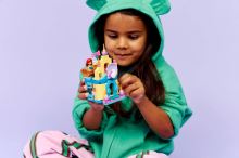 LEGO® Disney™ 43285 Ariel a její kouzelný miniaturní palác (2)