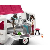Schleich 42439 Mobilný veterinár s hannoverským žriebäťom (2)