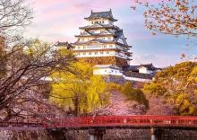 Ravensburger 01316 Puzzle Hrad Himeji, Japonsko 1000 dielikov (1)