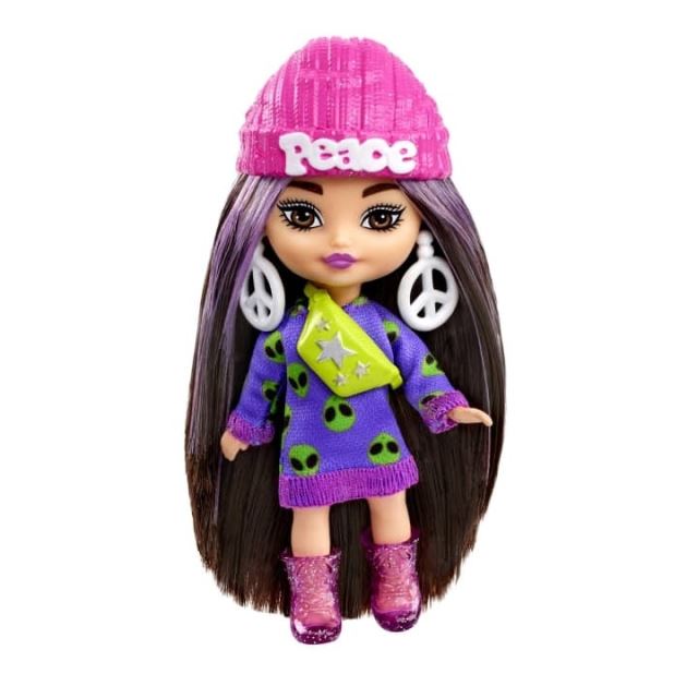Mattel Barbie® Extra Mini minis! Brunetka v čepici, HLN46