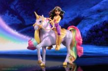 Spin Master Unicorn Academy Světelný jednorožec a figurka 11 cm Sophia a Wildstar (8)