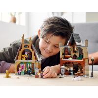 LEGO Harry Potter™ 76388 Výlet do Prasinek (3)