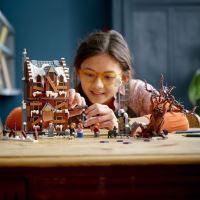LEGO® Harry Potter™ 76407 Škriekajúca búda a Zúrivá vŕba (4)