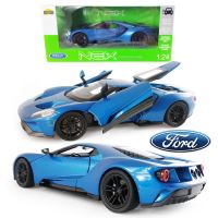 Kovový model Ford GT 2017 modrý 1:24 (1)