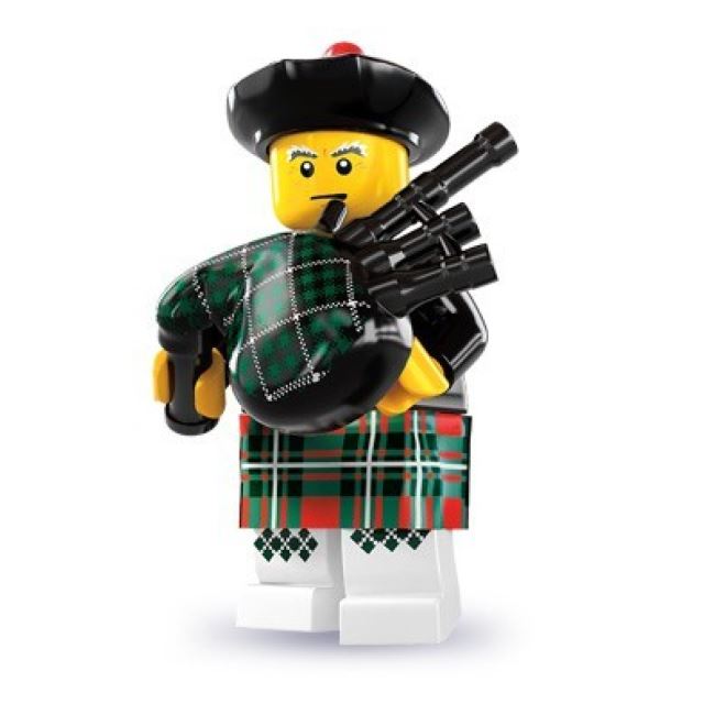 LEGO 8831 Minifigurka Skotský dudák