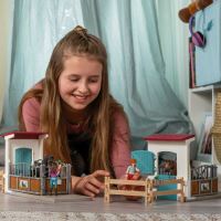 Schleich 42709 Stajňa pre kone Lisa & Storm (4)